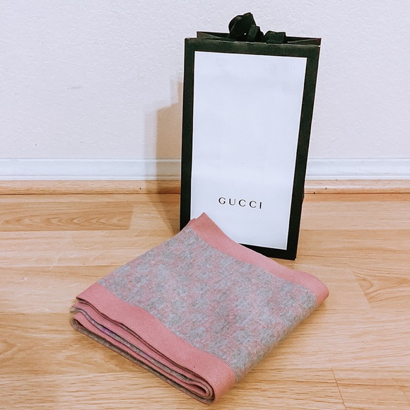 GUCCI reversible 100% wool scarf muffler 💯 authentic - Picture 1 of 12